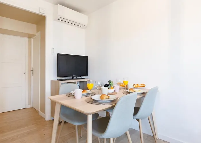 Lumière Yourhosthelper Appartement
